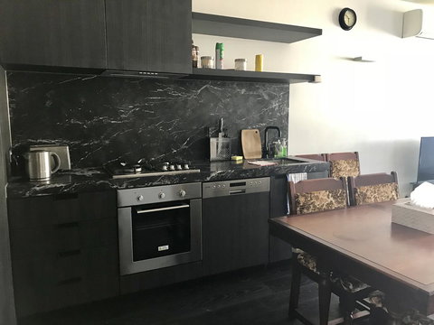 Mel-Uni Village - Accommodation Mooloolaba 25