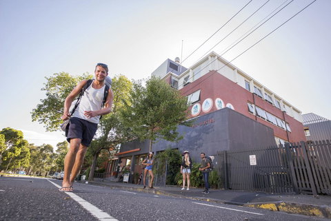 Melbourne Metro YHA - Accommodation Mooloolaba 1