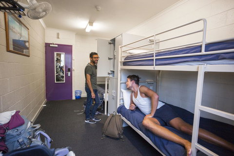 Melbourne Metro YHA - Accommodation Mooloolaba 13