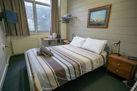 Melbourne Metro YHA - Accommodation Mooloolaba 4