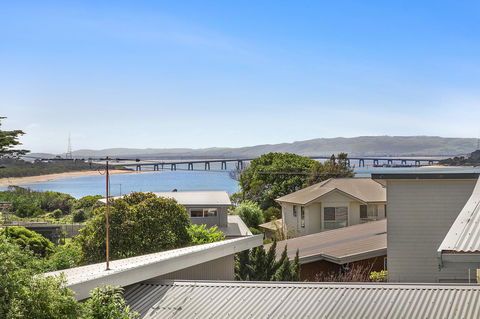 Black Dolphin Beach Penthouse - Accommodation Mooloolaba 19