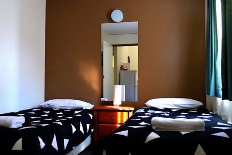 Executive Hideaway - Accommodation Mooloolaba 5