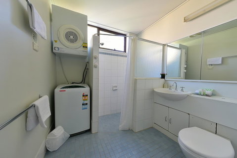 Executive Hideaway - Accommodation Mooloolaba 38