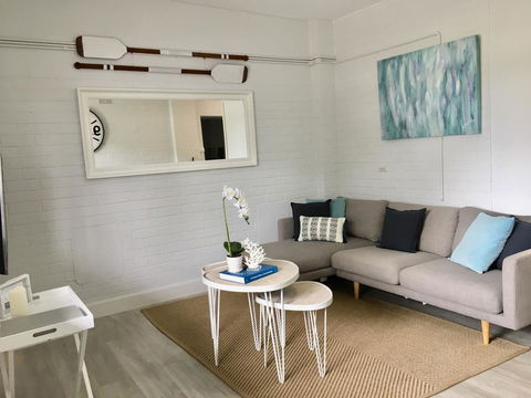 The Wheelhouse - 2BR Waterfront Apt In Town - Accommodation Mooloolaba 2