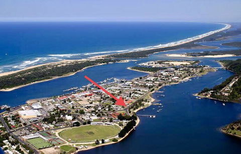 The Wheelhouse - 2BR Waterfront Apt In Town - Accommodation Mooloolaba 16