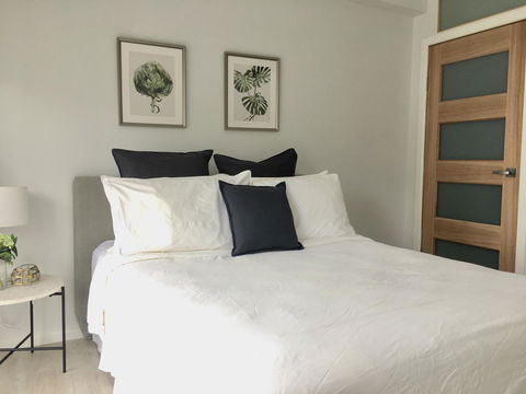 The Wheelhouse - 2BR Waterfront Apt In Town - Accommodation Mooloolaba 4