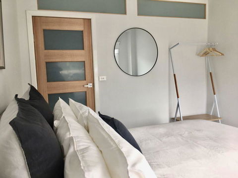 The Wheelhouse - 2BR Waterfront Apt In Town - Accommodation Mooloolaba 5