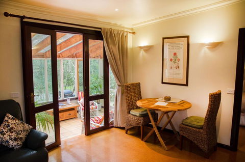Ashwood Cottages - Accommodation Mooloolaba 2