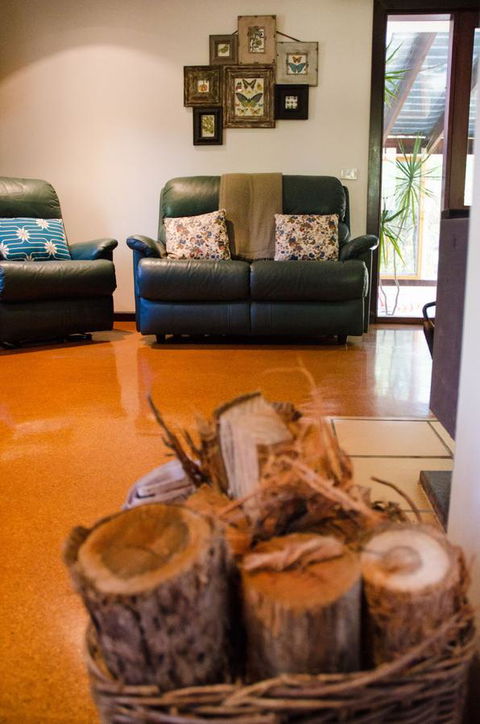 Ashwood Cottages - Accommodation Mooloolaba 7