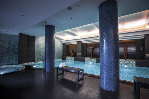 Quay West Suites Melbourne - Accommodation Mooloolaba 10