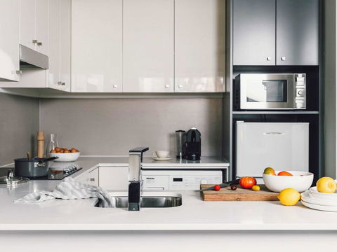 Quay West Suites Melbourne - Accommodation Mooloolaba 43