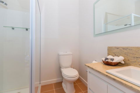 Cottages For Couples - Accommodation Mooloolaba 12