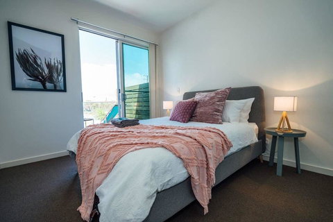 The Cove @ New Port-Pool - Spa - Sauna - Gym & More - Accommodation Mooloolaba 2