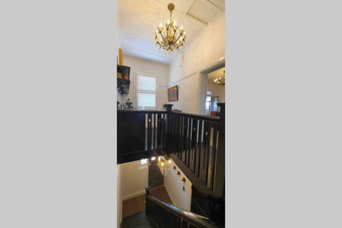 The Dewhurst - Sophisticated Entire CBD Apartment - Accommodation Mooloolaba 2