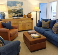 The Dewhurst - Sophisticated Entire CBD Apartment - Accommodation Mooloolaba