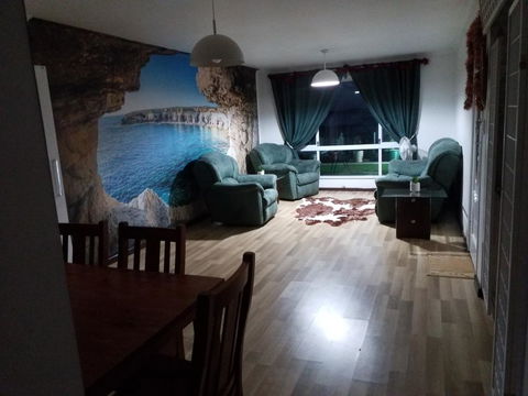 The DOLPHIN PLACE - Accommodation Mooloolaba 1