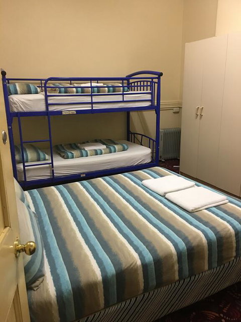 The Formby Hotel - Accommodation Mooloolaba 3