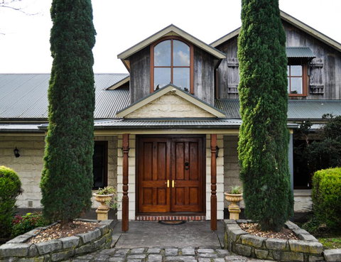 The George Yering - Accommodation Mooloolaba 0