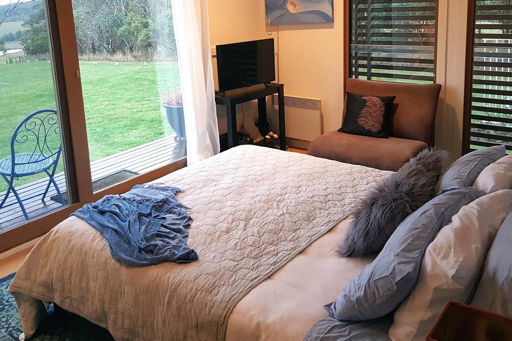 Colinton ACT Accommodation Mooloolaba