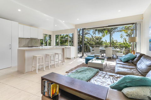 The Peachy Life, Sunshine Beach - Accommodation Mooloolaba 3