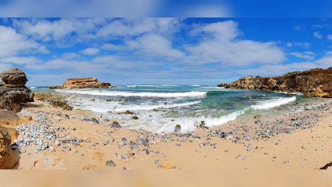 The Victoria Hotel - Accommodation Mooloolaba 2
