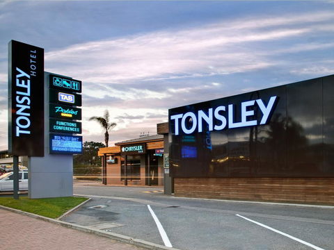 Tonsley Hotel - Accommodation Mooloolaba 1
