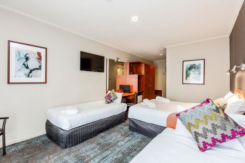 Tonsley Hotel - Accommodation Mooloolaba 3