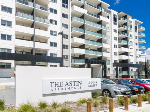 Tranquil, Relaxing Forrest Style Apartment - Braddon CBD - Accommodation Mooloolaba 2