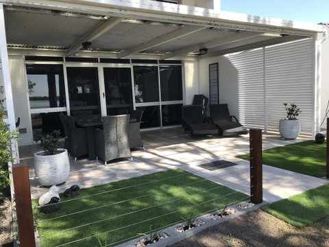 TREAT YOURSELF To Something Special! - Accommodation Mooloolaba 2