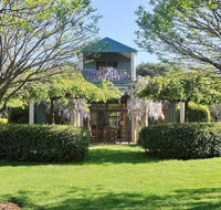 Tree Elle Retreat - Accommodation Mooloolaba