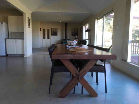 Trentham East Country Retreat - Accommodation Mooloolaba 1