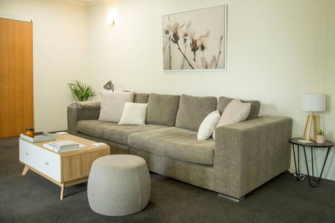 Two Bedroom Gem, Short Drive To MONA - Accommodation Mooloolaba 2