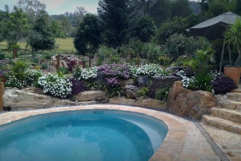 Valley View Cottages - Accommodation Mooloolaba 2