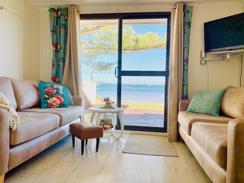 Vandy's Shack At Mount Dutton Bay - Ideal For Couples And Small Families - Accommodation Mooloolaba 2