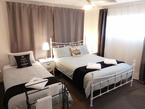 Victoria At Redcliffe Bed & Breakfast - Accommodation Mooloolaba 0