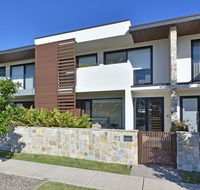 Villa Catania Waterside at Trinity Point - Accommodation Mooloolaba