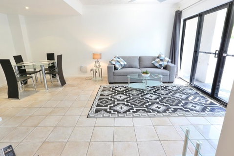 Villa Via Veneto - Accommodation Mooloolaba 0