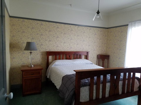 Wagga Wagga Country Cottages - Accommodation Mooloolaba 2