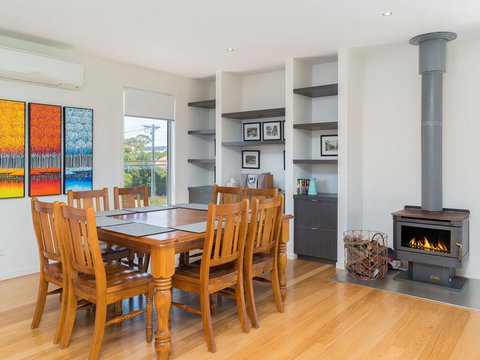 Waikiki Dream - Accommodation Mooloolaba 1