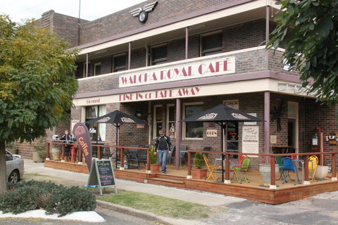 Walcha Royal Cafe & Accommodation - Accommodation Mooloolaba 0