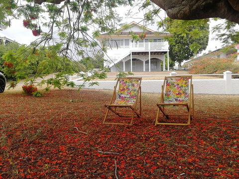 Walk To Beach Queenslander HOME In CBD Hervey Bay - Accommodation Mooloolaba 1