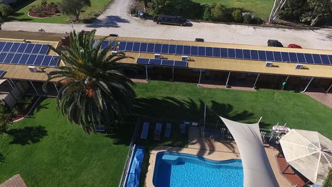Walkabout Motel - Accommodation Mooloolaba 0