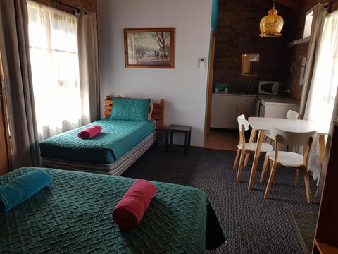 Walkabout Motel - Accommodation Mooloolaba 3
