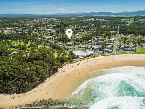 Wallace Street 18 - Linen Included Walk To Beach And Golf Club - Accommodation Mooloolaba 0