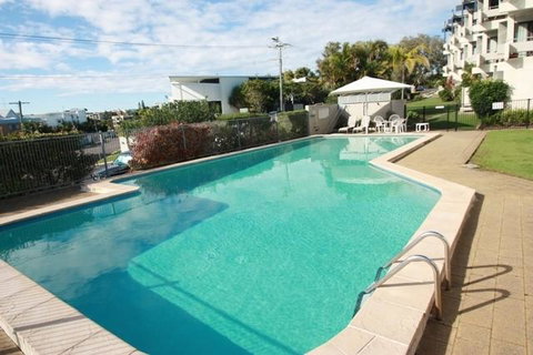 Warroo Apartments - Accommodation Mooloolaba 1