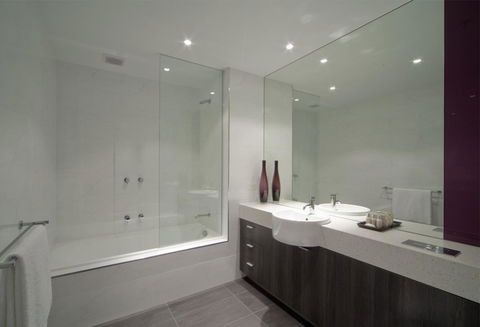 Tyrian Serviced Apartments Fitzroy - Accommodation Mooloolaba 8