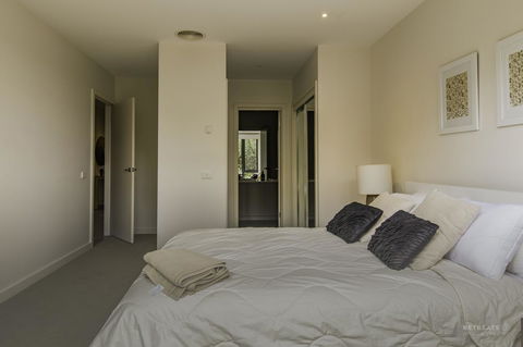 1 Pebble Place - Accommodation Mooloolaba 10