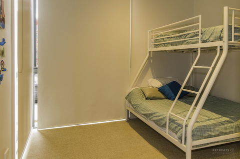 1 Pebble Place - Accommodation Mooloolaba 12