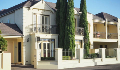 Beechwood Apartment - Accommodation Mooloolaba 0