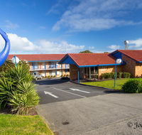 Blue Whale Motor Inn  Apartments - Accommodation Mooloolaba